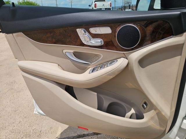 2018 Mercedes-Benz GLC 300 | Brownsville TX | English Motors 2018 Mercedes-Benz GLC 300 | Brownsville TX | English Motors