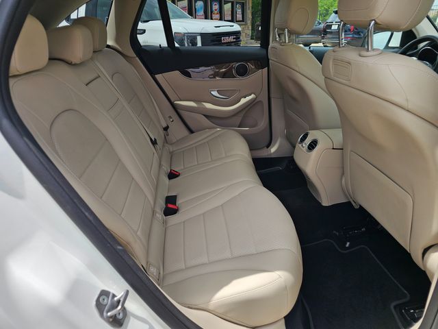 2018 Mercedes-Benz GLC 300 | Brownsville TX | English Motors 2018 Mercedes-Benz GLC 300 | Brownsville TX | English Motors