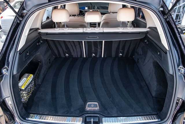 2018 Mercedes-Benz GLC 300 | Van Nuys, CA | Stellar Auto INC. 2018 Mercedes-Benz GLC 300 | Van Nuys, CA | Stellar Auto INC.