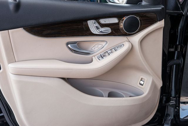 2018 Mercedes-Benz GLC 300 | Van Nuys, CA | Stellar Auto INC. 2018 Mercedes-Benz GLC 300 | Van Nuys, CA | Stellar Auto INC.