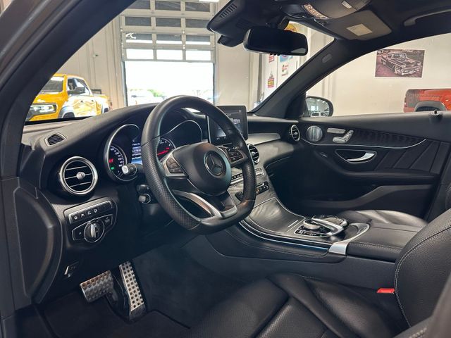 2018 Mercedes-Benz GLC GLC 300 Coupe 4MATIC | Irving, Texas | Hopper Motorplex 2018 Mercedes-Benz GLC GLC 300 Coupe 4MATIC | Irving, Texas | Hopper Motorplex