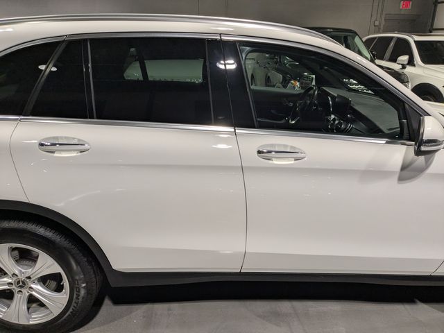 2018 Mercedes-Benz GLC 300 4MATIC | Lake Forest IL | Executive Motor Carz 2018 Mercedes-Benz GLC 300 4MATIC | Lake Forest IL | Executive Motor Carz