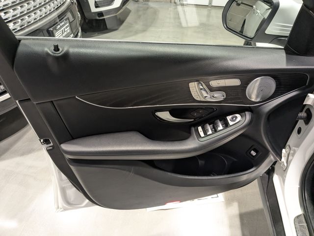 2018 Mercedes-Benz GLC 300 4MATIC | Lake Forest IL | Executive Motor Carz 2018 Mercedes-Benz GLC 300 4MATIC | Lake Forest IL | Executive Motor Carz