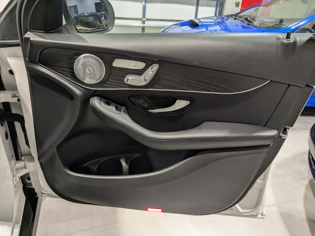 2018 Mercedes-Benz GLC 300 4MATIC | Lake Forest IL | Executive Motor Carz 2018 Mercedes-Benz GLC 300 4MATIC | Lake Forest IL | Executive Motor Carz