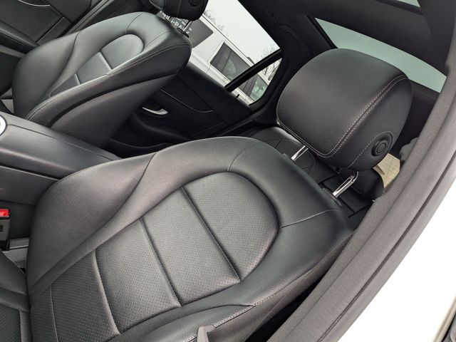 2018 Mercedes-Benz GLC 300 4MATIC | Lake Forest IL | Executive Motor Carz