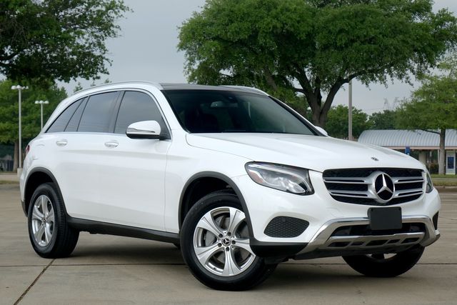 2018 Mercedes-Benz GLC GLC 300 * Pano Roof * HTD Seats * PREMIUM * LED's | Plano, Texas | Lone Star Cars, Inc