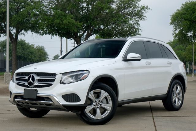 2018 Mercedes-Benz GLC GLC 300 * Pano Roof * HTD Seats * PREMIUM * LED's
