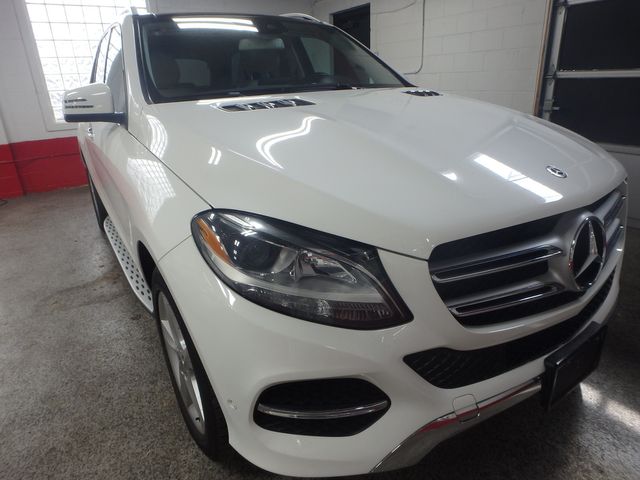 2018 Mercedes-Benz GLE-350 4MATIC $5,450 IN FCTRY PCKGS | Saint Louis Park, MN | Auto Motion