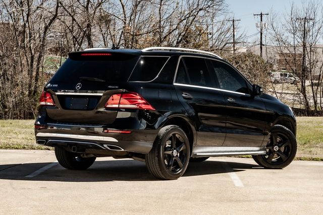 2018 Mercedes-Benz GLE 350 4MATIC Memory Pkg Backup Cam Sunroof Pwr Liftgate 2018 Mercedes-Benz GLE 350 4MATIC Memory Pkg Backup Cam Sunroof Pwr Liftgate