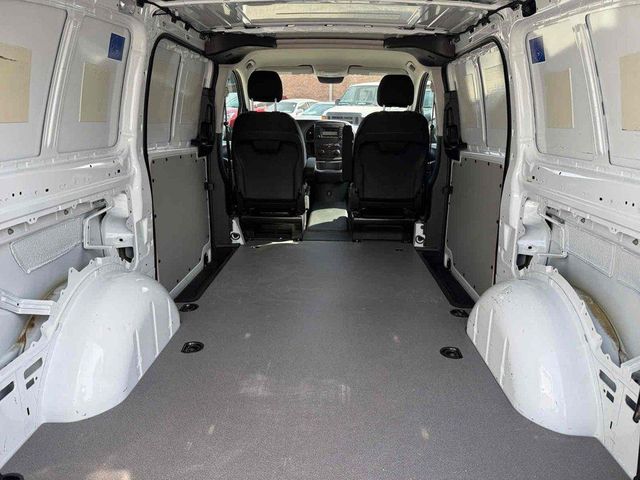 2018 Mercedes-Benz Metris 'Standard Roof 126'' Wheelbase Worker'