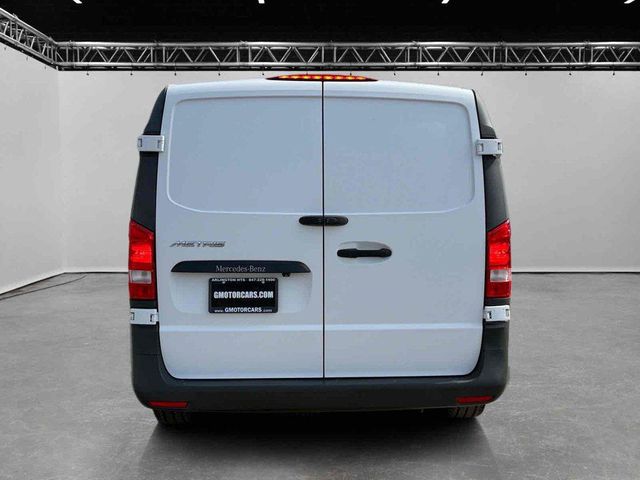 2018 Mercedes-Benz Metris 'Standard Roof 126'' Wheelbase Worker'