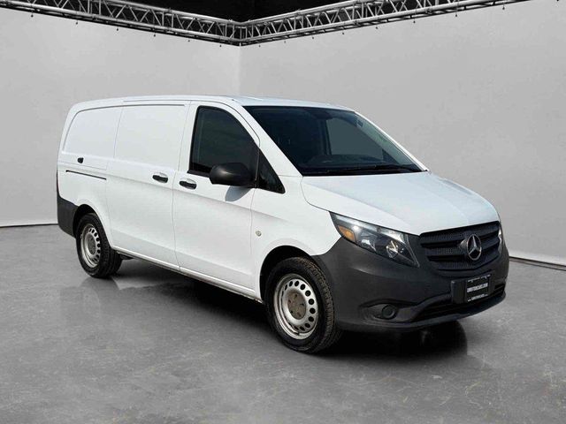 2018 Mercedes-Benz Metris 'Standard Roof 126'' Wheelbase Worker'