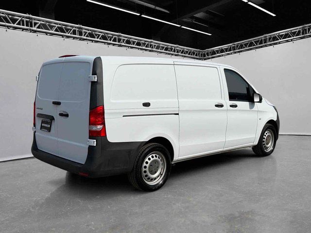 2018 Mercedes-Benz Metris 'Standard Roof 126'' Wheelbase Worker'