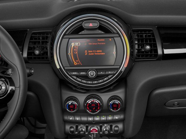 2018 MINI Cooper Convertible MINI 6.5" Visual Boost Screen