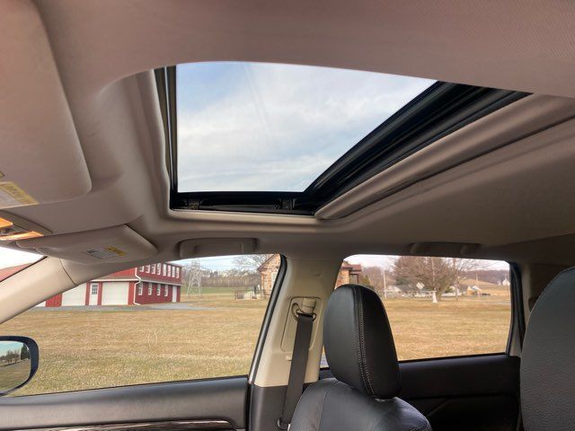 2018 Mitsubishi Outlander SEL | Ephrata, PA | Pine Tree Motors