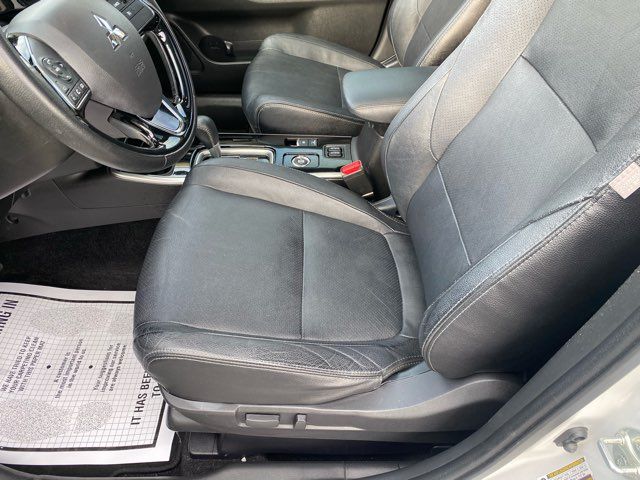 2018 Mitsubishi Outlander SEL | Ephrata, PA | Pine Tree Motors 2018 Mitsubishi Outlander SEL | Ephrata, PA | Pine Tree Motors