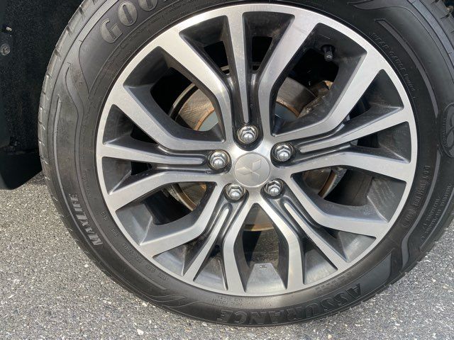 2018 Mitsubishi Outlander SEL | Ephrata, PA | Pine Tree Motors