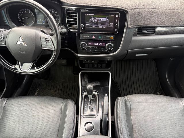 2018 Mitsubishi Outlander SEL 2018 Mitsubishi Outlander SEL