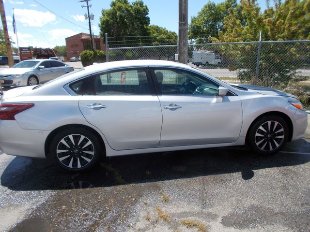 2018 Nissan Altima 2.5 SV