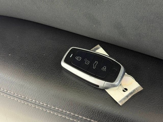 2018 Nissan Armada SV 4x2 4dr SUV | Houston, TX | Houston Auto Credit 2018 Nissan Armada SV 4x2 4dr SUV | Houston, TX | Houston Auto Credit