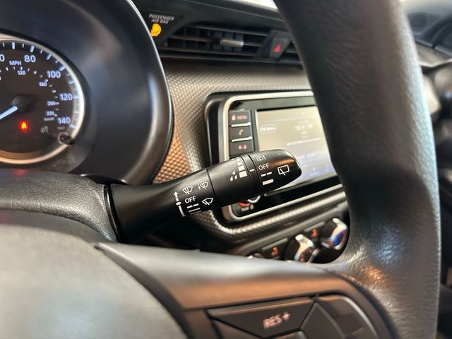 2018 Nissan Kicks S 