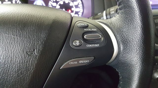 2018 Nissan Pathfinder SL | Carrollton, TX | Legend Motorcars of Carrollton 2018 Nissan Pathfinder SL | Carrollton, TX | Legend Motorcars of Carrollton