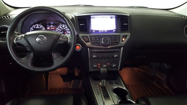 2018 Nissan Pathfinder SL | Carrollton, TX | Legend Motorcars of Carrollton 2018 Nissan Pathfinder SL | Carrollton, TX | Legend Motorcars of Carrollton