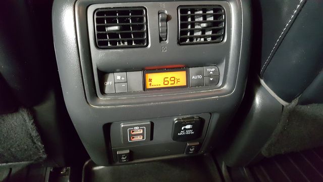 2018 Nissan Pathfinder SL | Carrollton, TX | Legend Motorcars of Carrollton 2018 Nissan Pathfinder SL | Carrollton, TX | Legend Motorcars of Carrollton