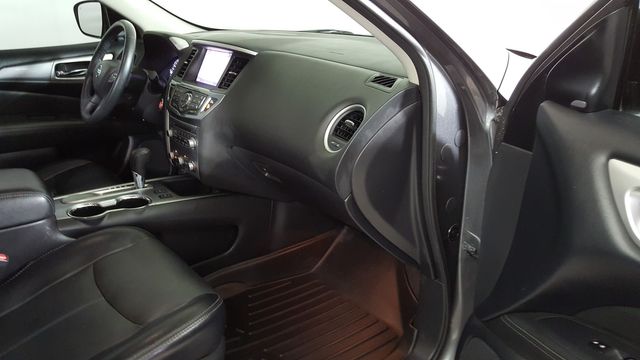 2018 Nissan Pathfinder SL | Carrollton, TX | Legend Motorcars of Carrollton 2018 Nissan Pathfinder SL | Carrollton, TX | Legend Motorcars of Carrollton