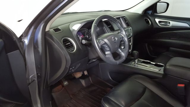 2018 Nissan Pathfinder SL | Carrollton, TX | Legend Motorcars of Carrollton 2018 Nissan Pathfinder SL | Carrollton, TX | Legend Motorcars of Carrollton