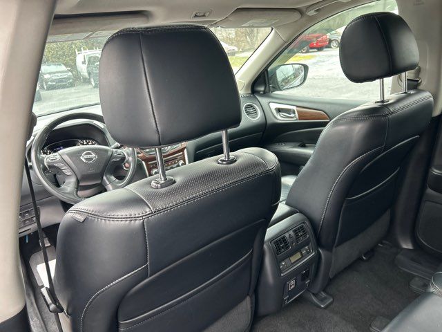 2018 Nissan Pathfinder PLATINUM