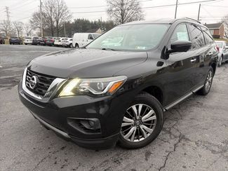 2018 Nissan Pathfinder SL | Ephrata, PA | Oregon Pike Motors