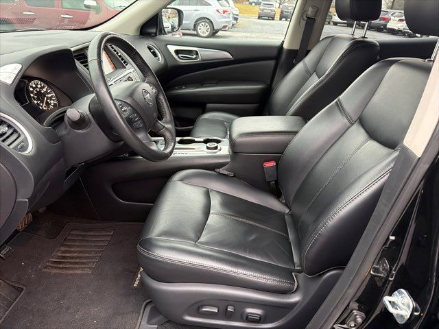 2018 Nissan Pathfinder SL