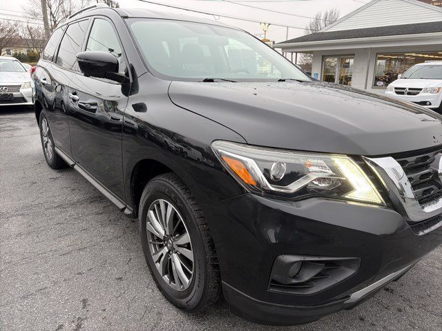 2018 Nissan Pathfinder SL