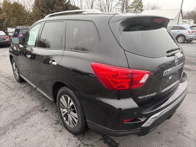 2018 Nissan Pathfinder SL