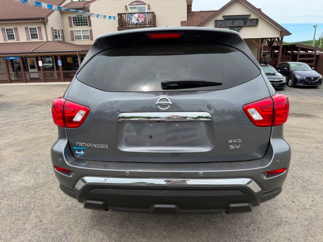 2018 Nissan Pathfinder SV