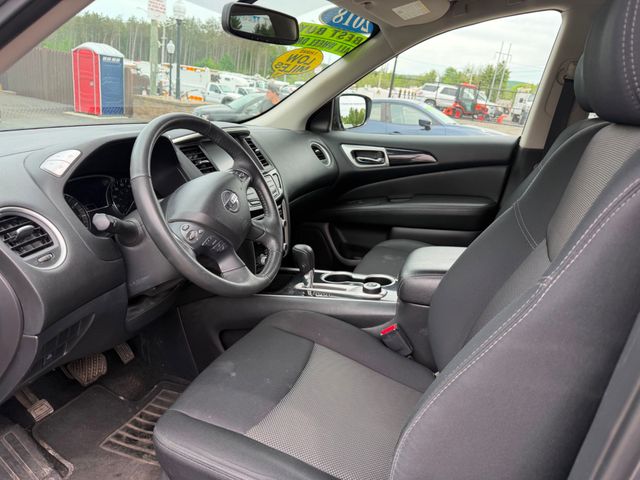 2018 Nissan Pathfinder SV