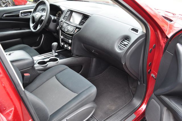 2018 Nissan Pathfinder S Sport Utility 4D | Louisville, MS | CARite Louisville MS