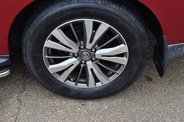 2018 Nissan Pathfinder S Sport Utility 4D | Louisville, MS | CARite Louisville MS 2018 Nissan Pathfinder S Sport Utility 4D | Louisville, MS | CARite Louisville MS