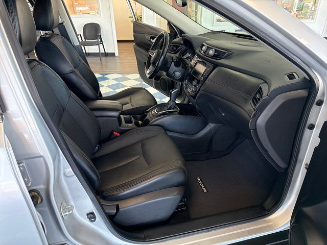 2018 Nissan Rogue SL | Rome, GA | Knight's Car Store 2018 Nissan Rogue SL | Rome, GA | Knight's Car Store