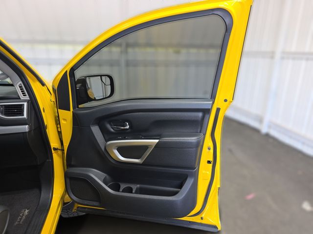 2018 Nissan Titan PRO-4X 2018 Nissan Titan PRO-4X