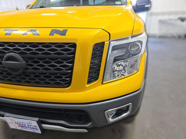 2018 Nissan Titan PRO-4X 2018 Nissan Titan PRO-4X