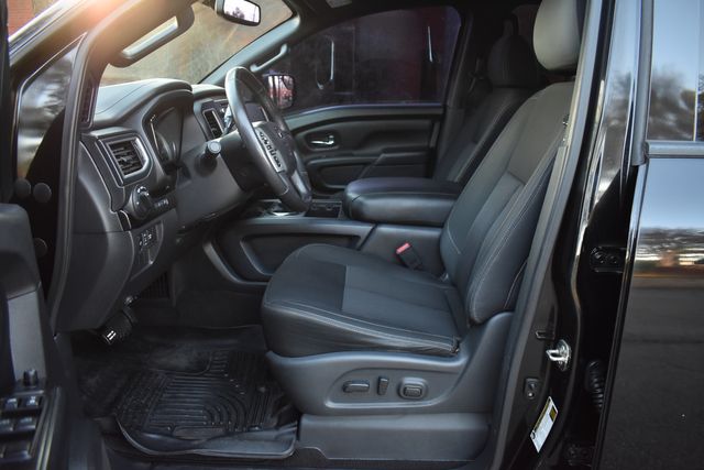 2018 Nissan Titan SV