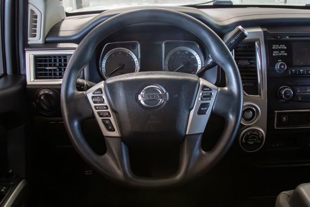 2018 Nissan Titan XD 4WD Crew Cab SV