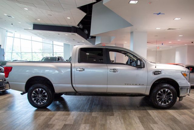2018 Nissan Titan XD 4WD Crew Cab SV