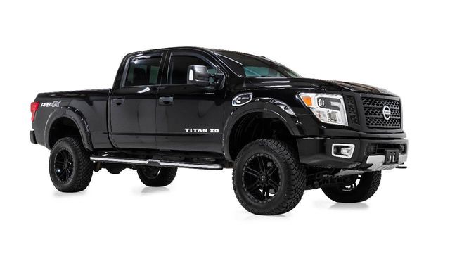 2018 Nissan Titan XD PRO 4X 4x4 4dr Crew Cab (Diesel) | Houston, TX | Houston Auto Credit