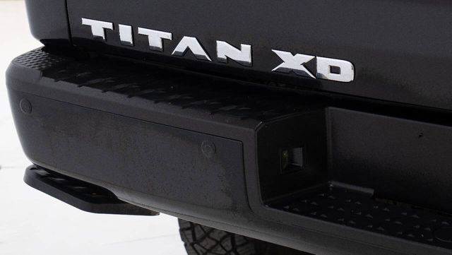 2018 Nissan Titan XD PRO 4X 4x4 4dr Crew Cab (Diesel) | Houston, TX | Houston Auto Credit