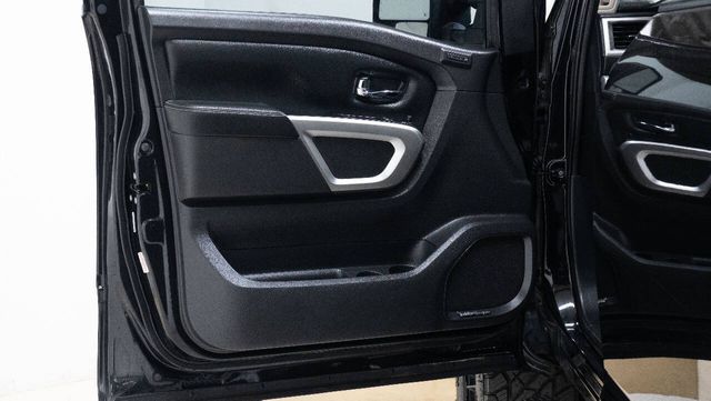 2018 Nissan Titan XD PRO 4X 4x4 4dr Crew Cab (Diesel) | Houston, TX | Houston Auto Credit