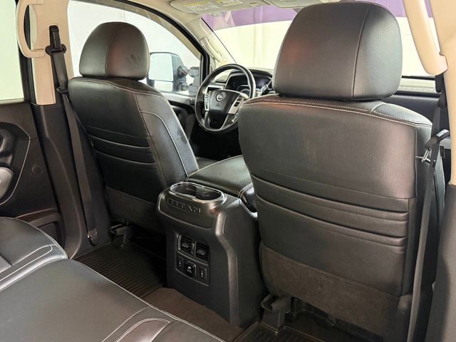 2018 Nissan Titan XD PRO 4X 4x4 4dr Crew Cab (Diesel) | Houston, TX | Houston Auto Credit