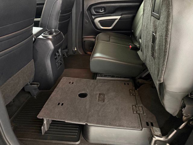 2018 Nissan Titan XD PRO 4X 4x4 4dr Crew Cab (Diesel) | Houston, TX | Houston Auto Credit